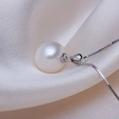 Freshwater Pearl Pendant with S925 Silver Necklace